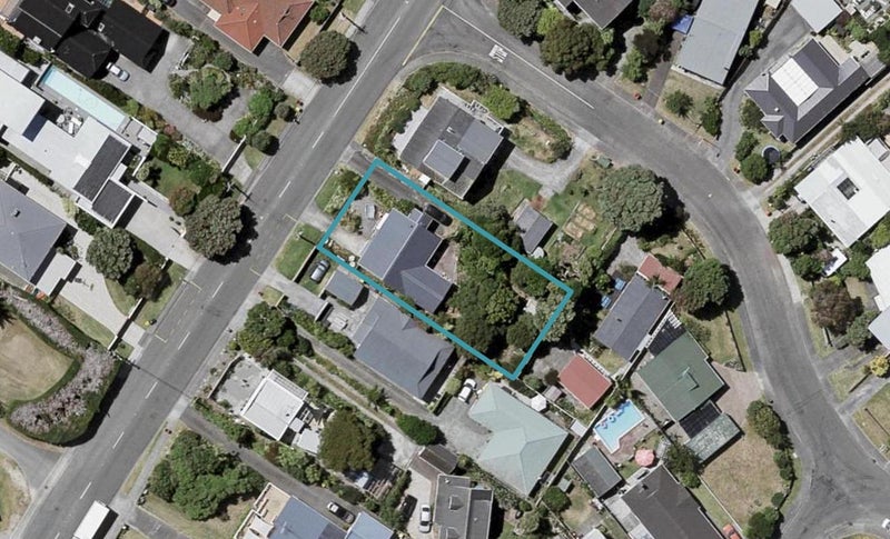 108 Manly Street, Paraparaumu Beach, Paraparaumu - Carousel 1