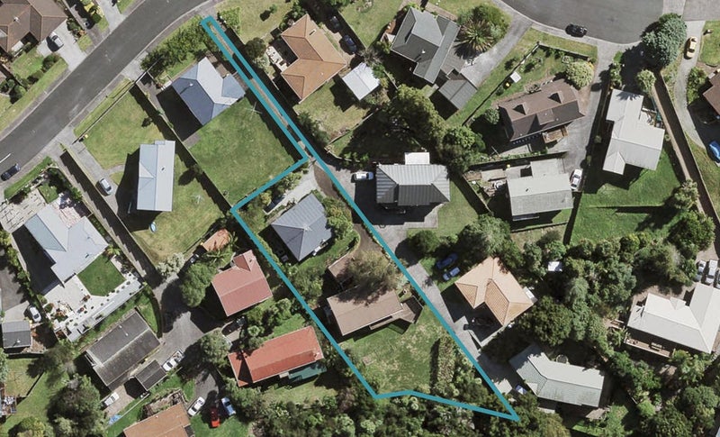 11A Miriam Corban Heights, Henderson, Auckland - Carousel 1