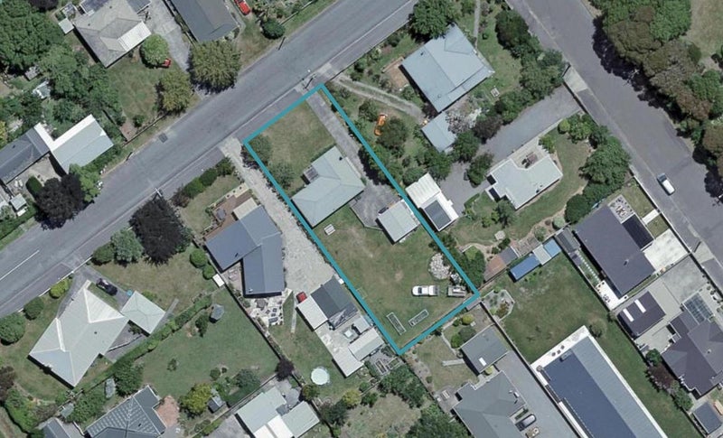 16 Suez Street, Martinborough - Carousel 1