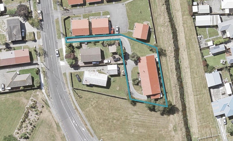 2/6 WELLINGTON RD, Wainuiomata, Lower Hutt - Carousel 1
