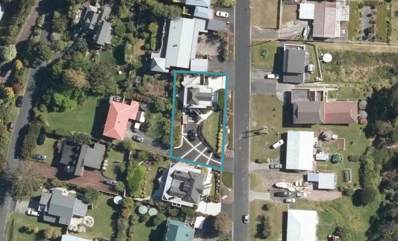 7 Gould Street, Russell, Russell - Carousel 1