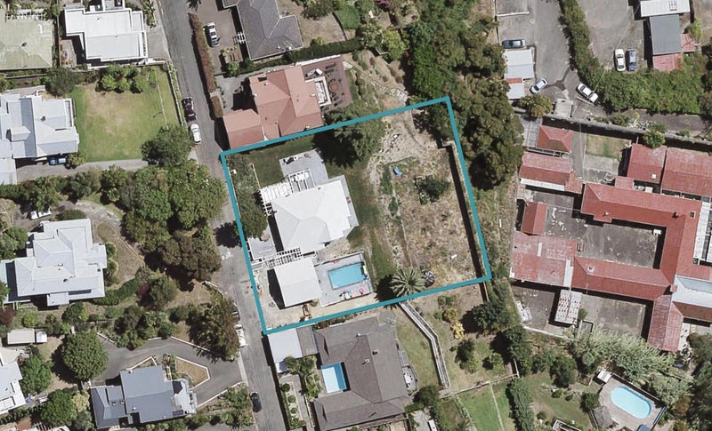 12 Hukarere Road, Bluff Hill, Napier - Carousel 1