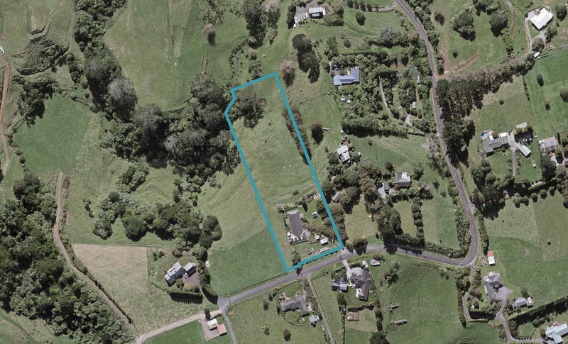 12 Eva Road, Ridgewood, New Plymouth - Carousel 1