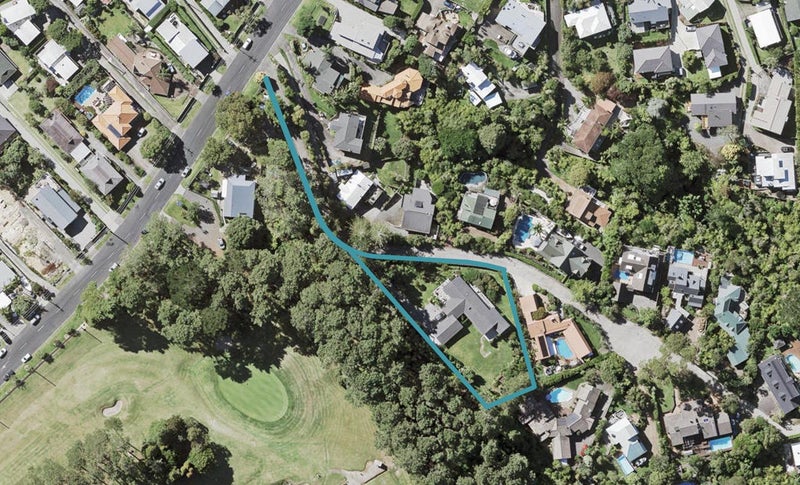 110 Kowhai Road, Campbells Bay, Auckland - Carousel 1