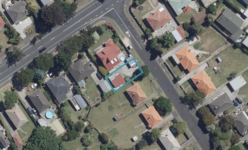 1/43 Douglas Crescent, Fairfield, Hamilton - Carousel 1