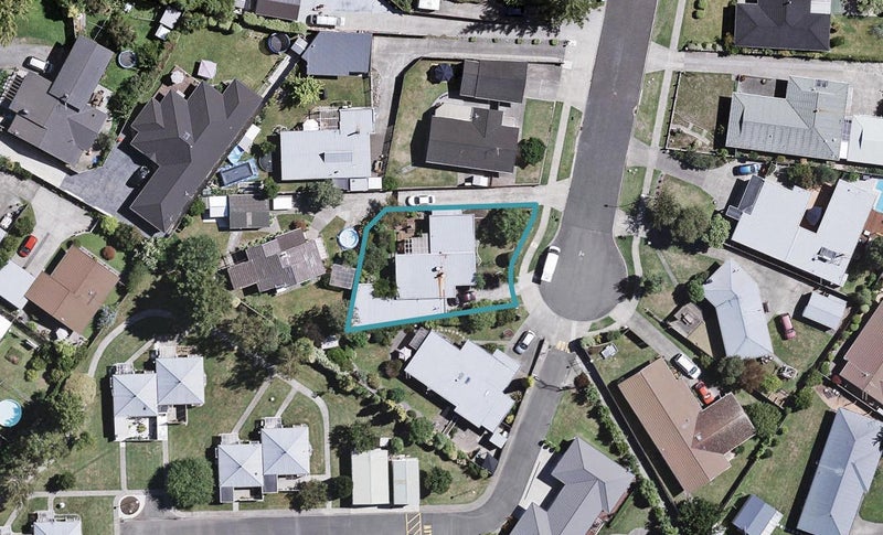41 Hammond Road, Taradale, Napier - Carousel 1