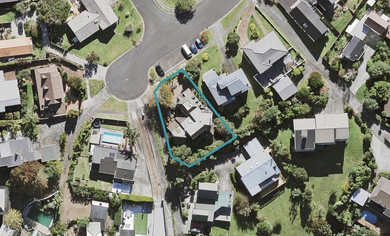 22 Himalaya Crescent, Lynfield, Auckland - Carousel 1