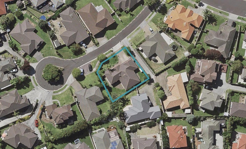 10 Gortin Close, East Tamaki, Auckland - Carousel 1