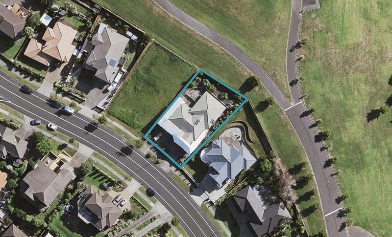 72 Goodwood Drive, Goodwood Heights, Auckland - Carousel 1