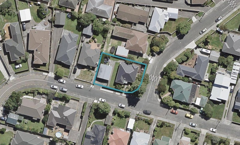 22 Ropata Crescent, Boulcott, Lower Hutt - Carousel 1