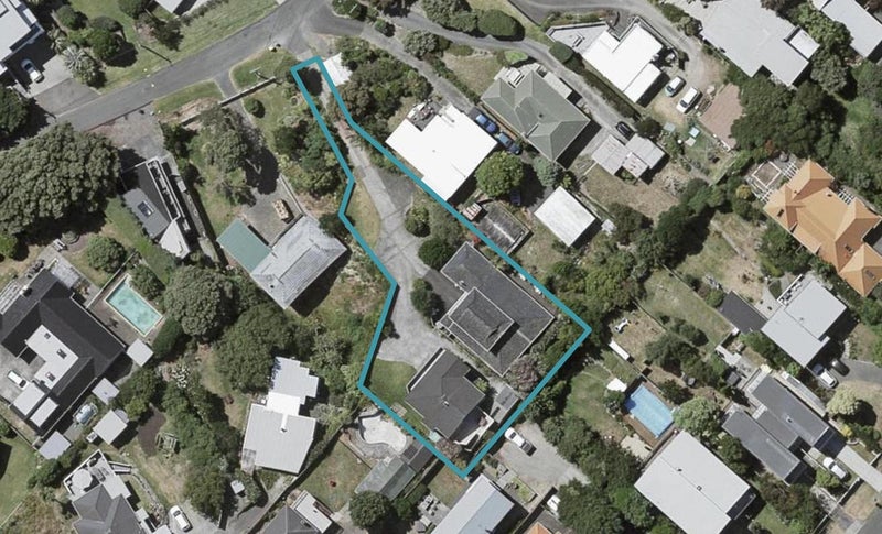 8A Falla Street, Paraparaumu Beach, Paraparaumu - Carousel 1