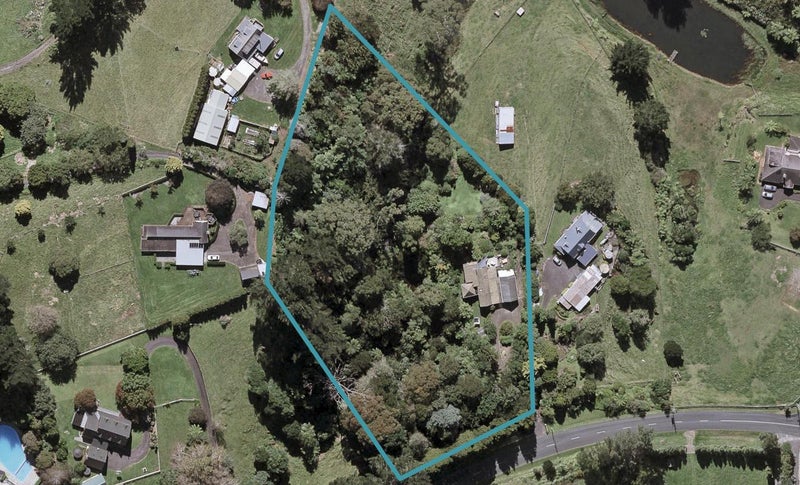 29 Ridgewood Drive, Ridgewood, New Plymouth - Carousel 1
