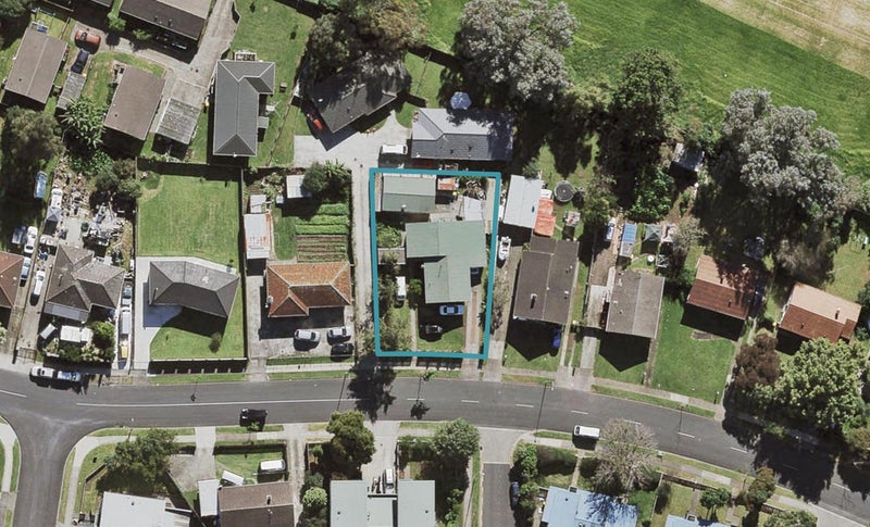 14 Valiant Street, Mangere, Auckland - Carousel 1
