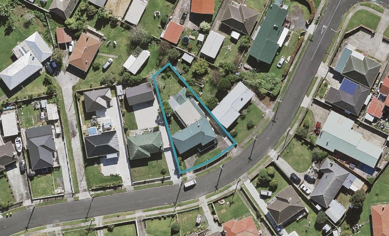 5 Cheviot Street, Mangere East, Auckland - Carousel 1