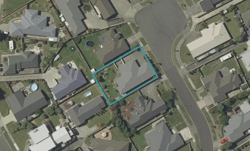 7 Sorrento Place, Kelvin Grove, Palmerston North - Carousel 1