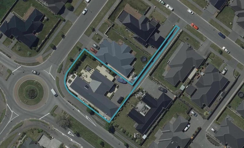 6 Josephine Crescent, Aidanfield, Christchurch - Carousel 1