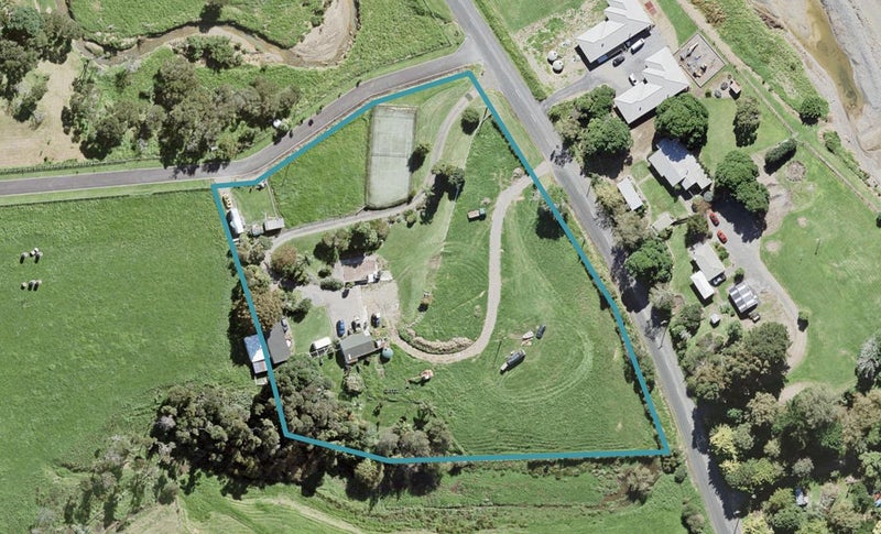 1727 East Coast Road, Pokeno - Carousel 1