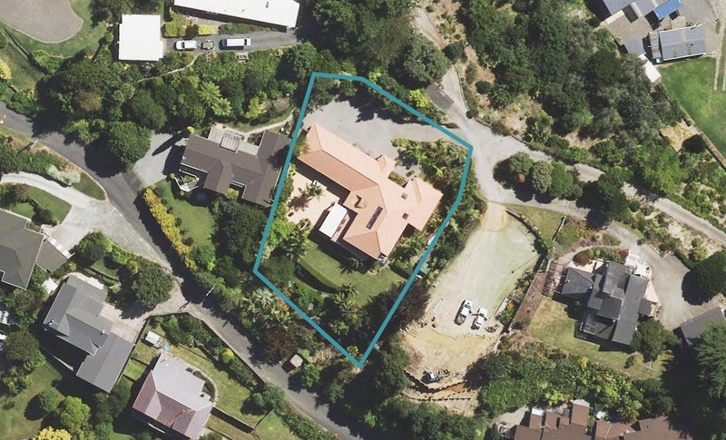 192 Ballance Street, Whataupoko, Gisborne - Carousel 1