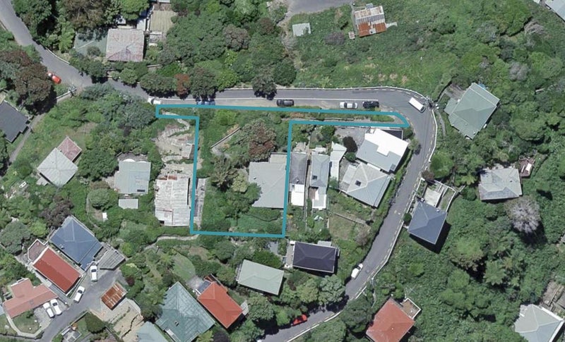 20 Mount Pleasant Road, Aro Valley, Wellington - Carousel 1