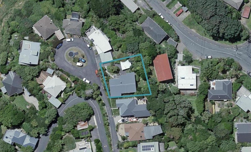 47 Creswick Terrace, Northland, Wellington - Carousel 1