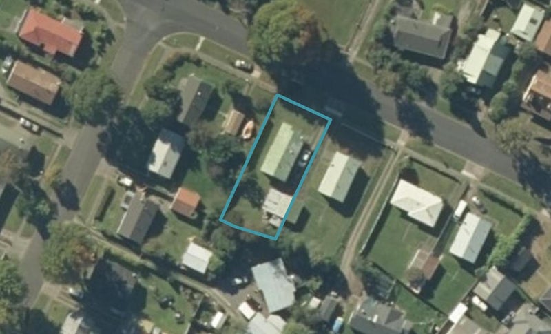 19 Hirangi Road, Turangi - Carousel 1