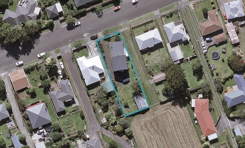 20 Cowling Road, Hurdon, New Plymouth - Carousel 1
