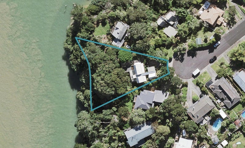 24 Oruamo Place, Beach Haven, Auckland - Carousel 1
