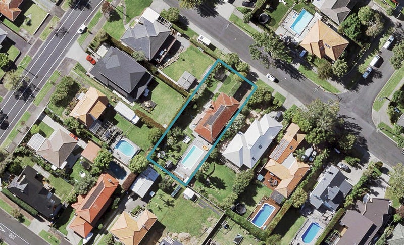 19 Chesterfield Avenue, Glendowie, Auckland - Carousel 1