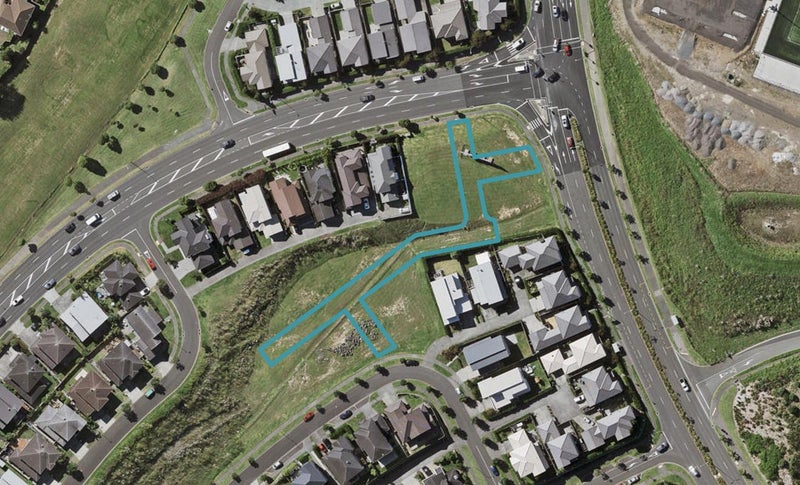 15 Penehareti Rise, Stonefields, Auckland - Carousel 1
