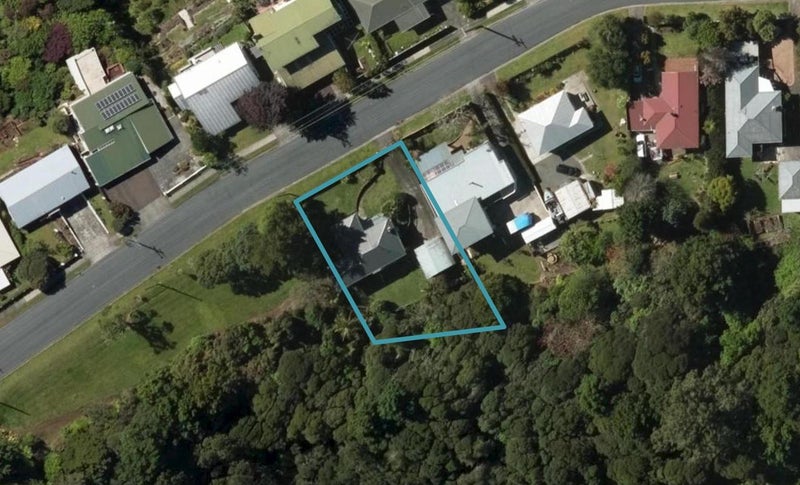 27 George Point Road, Onerahi, Whangarei - Carousel 1