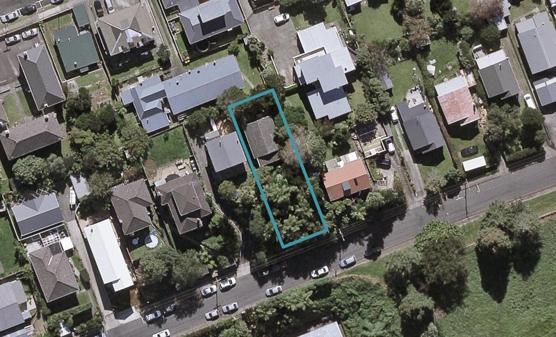 20 Downe Street, New Plymouth, New Plymouth - Carousel 1