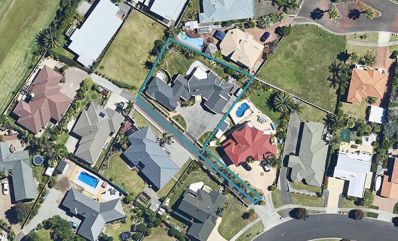 20 Seychelles Drive, Papamoa Beach, Papamoa - Carousel 1