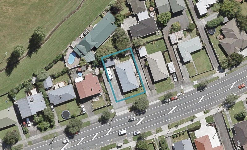 1/1133 Fergusson Drive, Clouston Park, Upper Hutt - Carousel 1