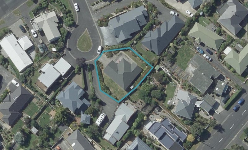 10 Gowan Close, Shiel Hill, Dunedin - Carousel 1
