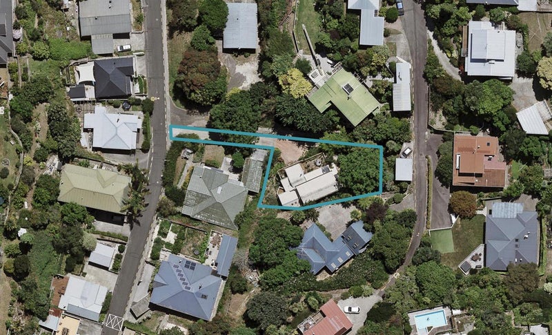 15 Denholm Road, Hospital Hill, Napier - Carousel 1