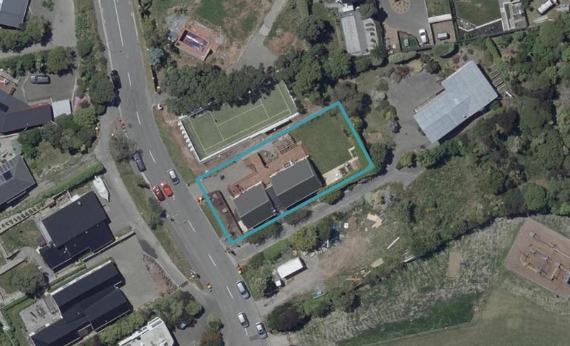 306 Cannon Hill Crescent, Mount Pleasant, Christchurch - Carousel 1
