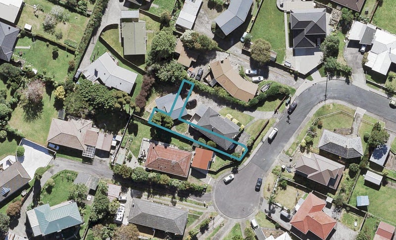7/11 Scanlen Terrace, Kelston, Auckland - Carousel 1