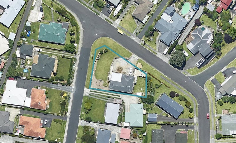 24 Chadwick Road, Greerton, Tauranga - Carousel 1