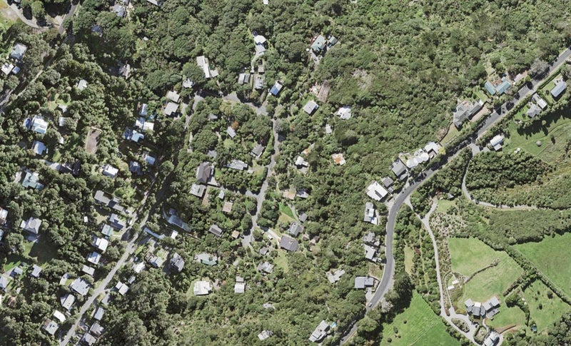 118 Domain Crescent, Waimauku - Carousel 1