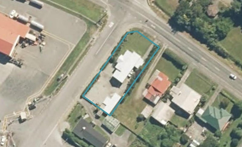 13 Town Belt, KANIERE, HOKITIKA - Carousel 1