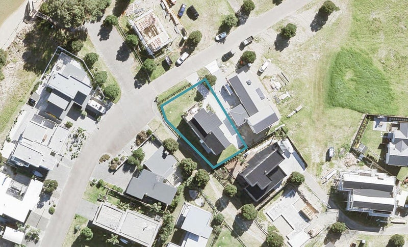 180 Omaha Drive, Warkworth - Carousel 1