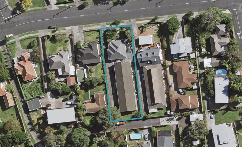 4/23 Grande Vue Road, Hillpark, Auckland - Carousel 1