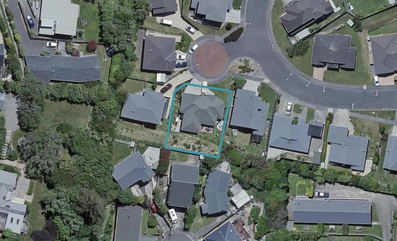 19 Ring Lane, Paparangi, Wellington - Carousel 1
