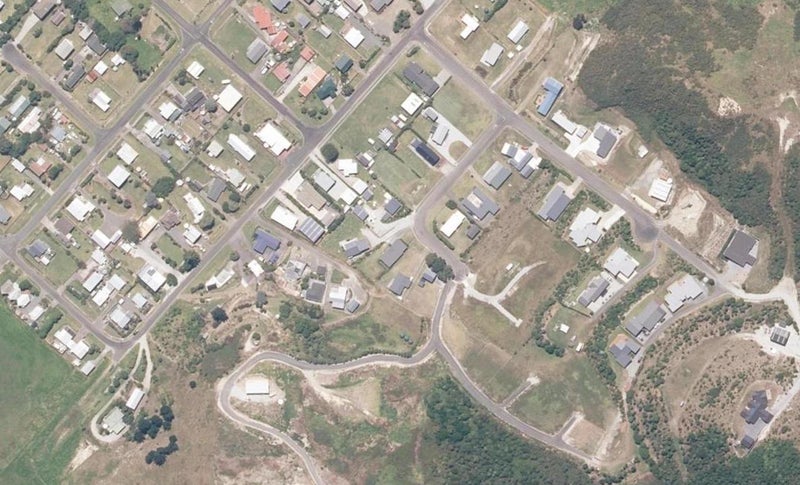 14 Puka Place, Māhia - Carousel 1