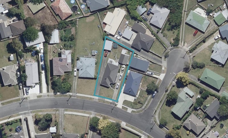 31 Yeats Crescent, Fairfield, Hamilton - Carousel 1
