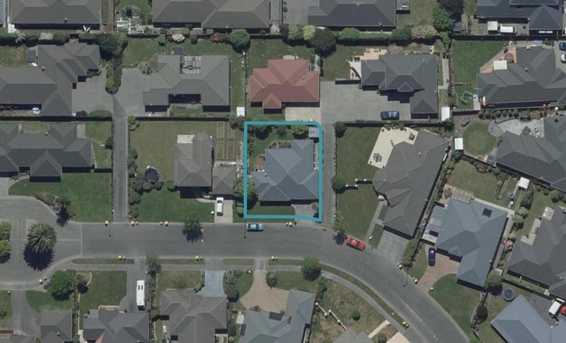 10 Montego Close, Shirley, Christchurch - Carousel 1