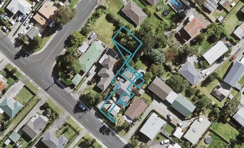 88D Awaroa Road, Sunnyvale, Auckland - Carousel 1