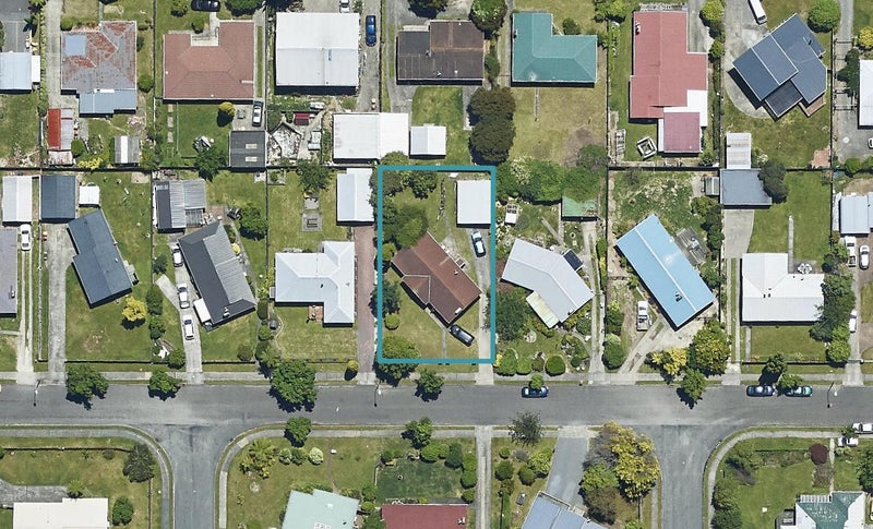 14 Compton Street, Fenton Park, Rotorua - Carousel 1