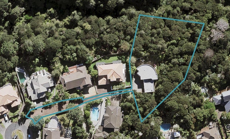 8 David Beattie Place, Chatswood, Auckland - Carousel 1