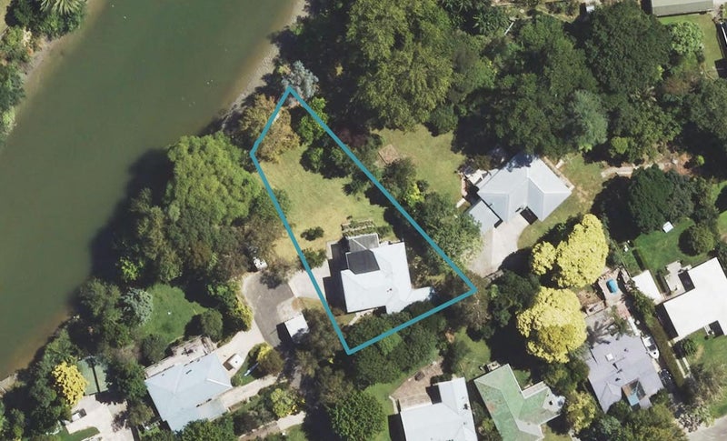2 Graham Road, Inner Kaiti, Gisborne - Carousel 1